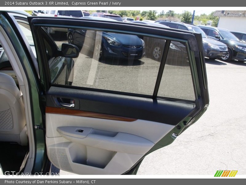 Cypress Green Pearl / Ivory 2014 Subaru Outback 3.6R Limited