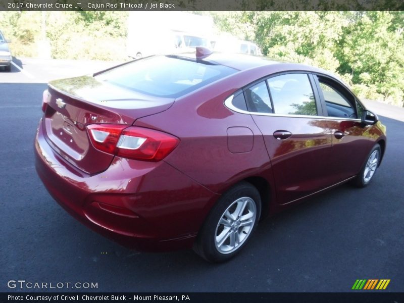 Cajun Red Tintcoat / Jet Black 2017 Chevrolet Cruze LT