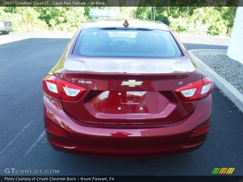 Cajun Red Tintcoat / Jet Black 2017 Chevrolet Cruze LT