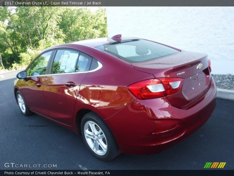 Cajun Red Tintcoat / Jet Black 2017 Chevrolet Cruze LT