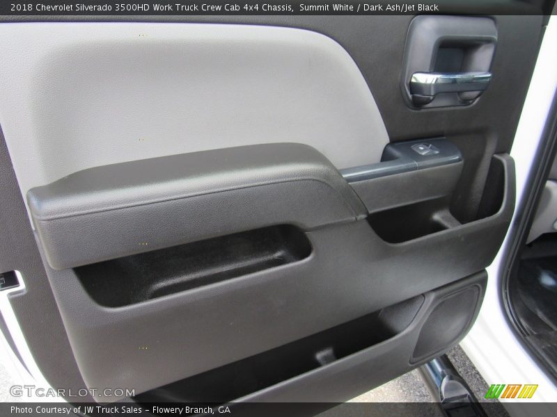 Summit White / Dark Ash/Jet Black 2018 Chevrolet Silverado 3500HD Work Truck Crew Cab 4x4 Chassis