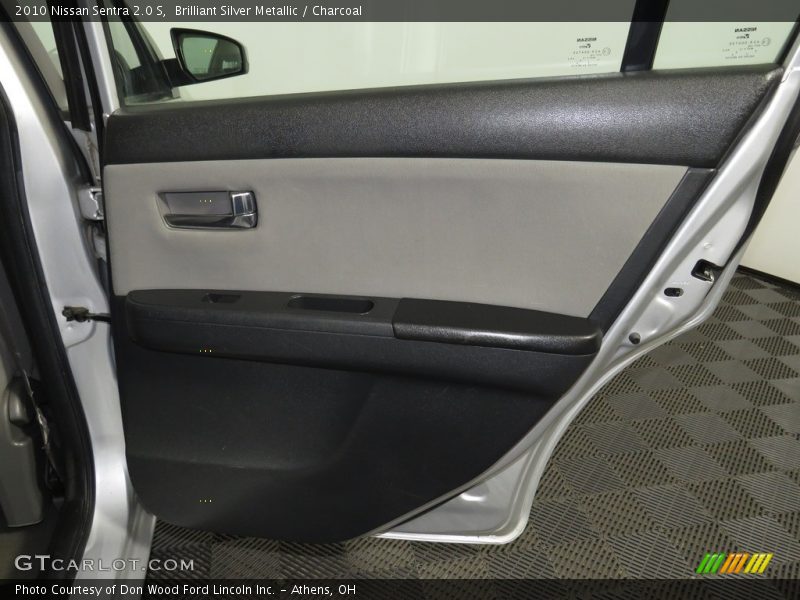 Brilliant Silver Metallic / Charcoal 2010 Nissan Sentra 2.0 S