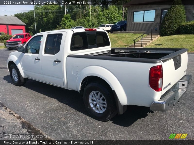 Glacier White / Beige 2018 Nissan Frontier SV Crew Cab 4x4