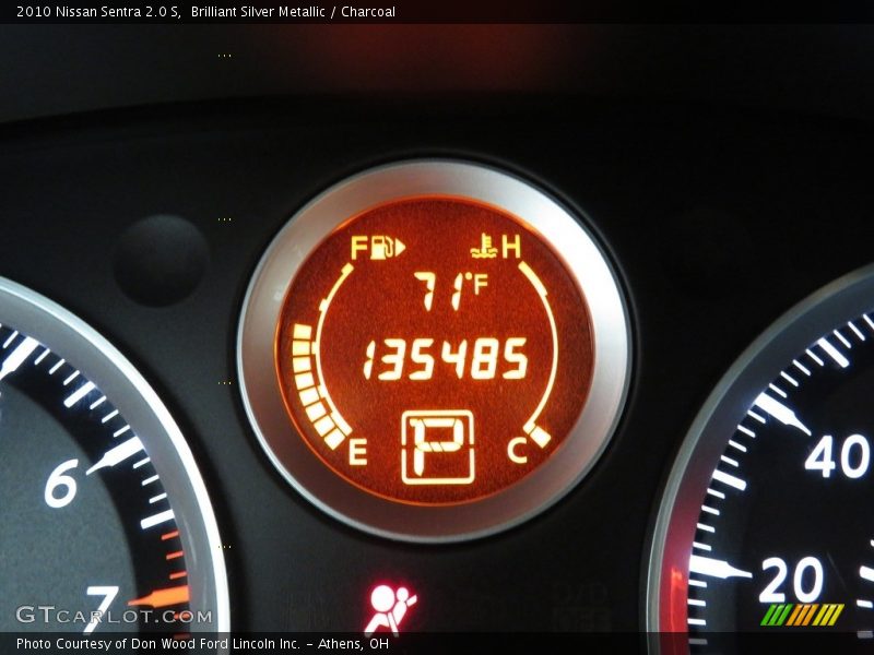 Brilliant Silver Metallic / Charcoal 2010 Nissan Sentra 2.0 S
