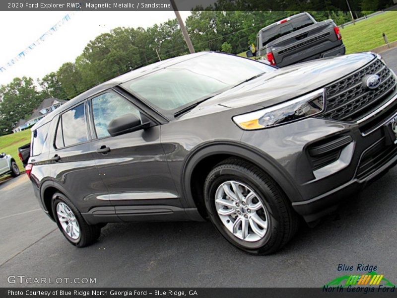 Magnetic Metallic / Sandstone 2020 Ford Explorer RWD