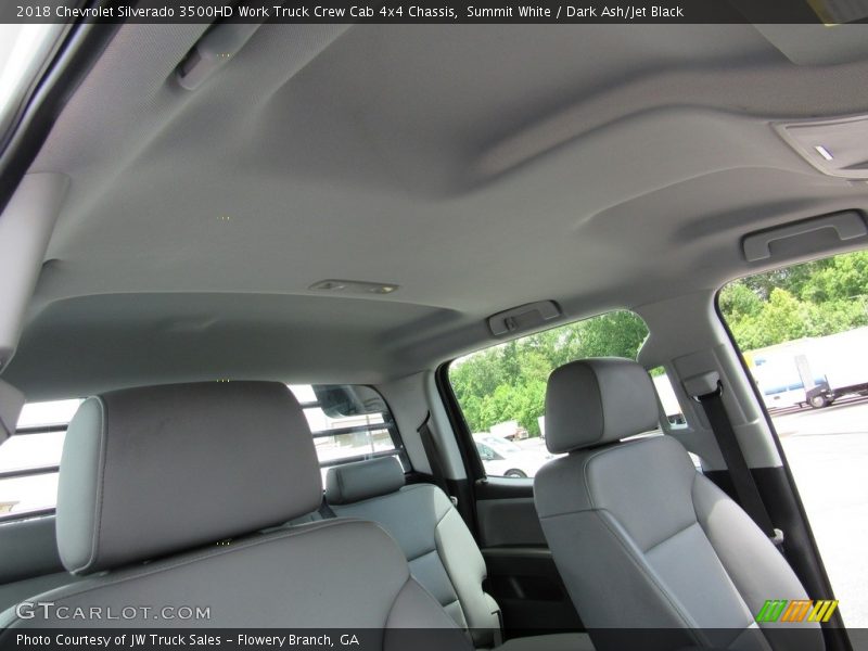 Summit White / Dark Ash/Jet Black 2018 Chevrolet Silverado 3500HD Work Truck Crew Cab 4x4 Chassis