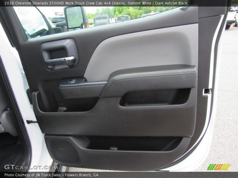 Summit White / Dark Ash/Jet Black 2018 Chevrolet Silverado 3500HD Work Truck Crew Cab 4x4 Chassis