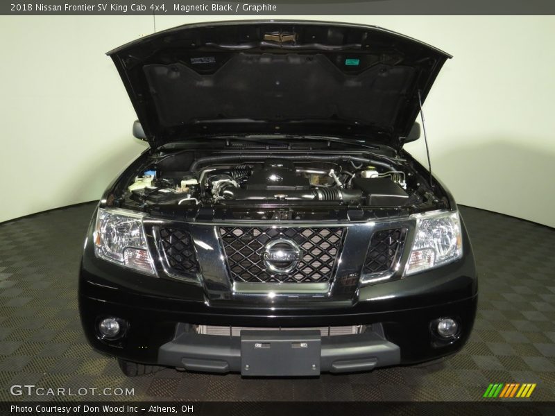 Magnetic Black / Graphite 2018 Nissan Frontier SV King Cab 4x4
