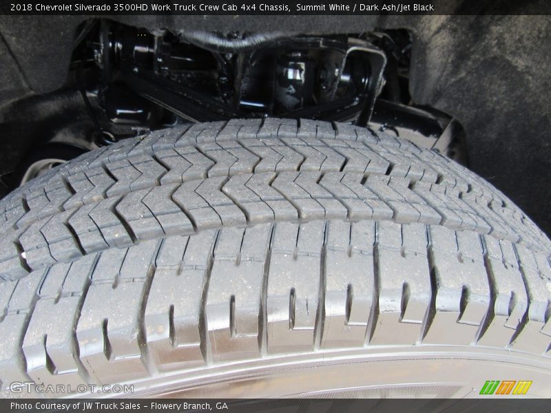 Summit White / Dark Ash/Jet Black 2018 Chevrolet Silverado 3500HD Work Truck Crew Cab 4x4 Chassis