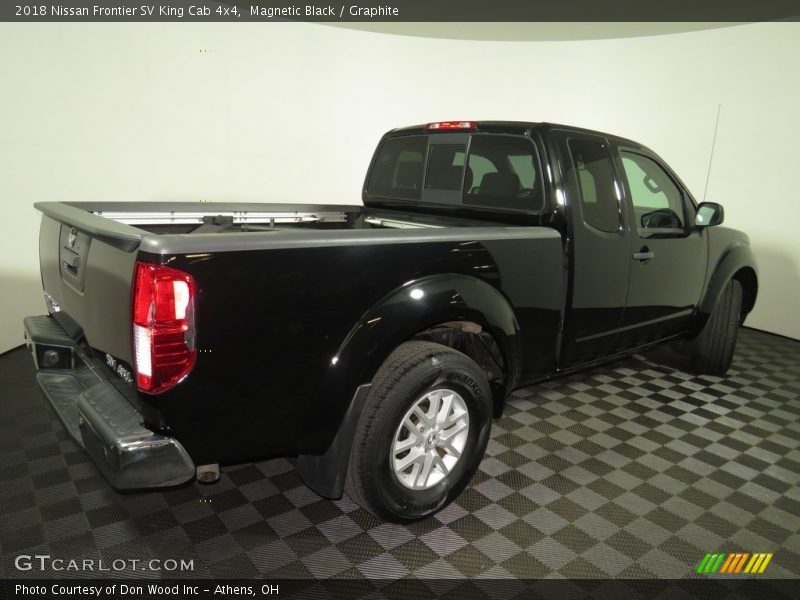 Magnetic Black / Graphite 2018 Nissan Frontier SV King Cab 4x4