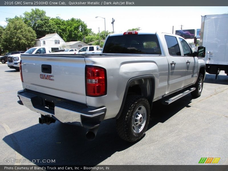 Quicksilver Metallic / Dark Ash/Jet Black 2016 GMC Sierra 2500HD Crew Cab