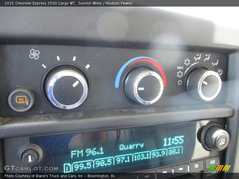 Summit White / Medium Pewter 2015 Chevrolet Express 3500 Cargo WT