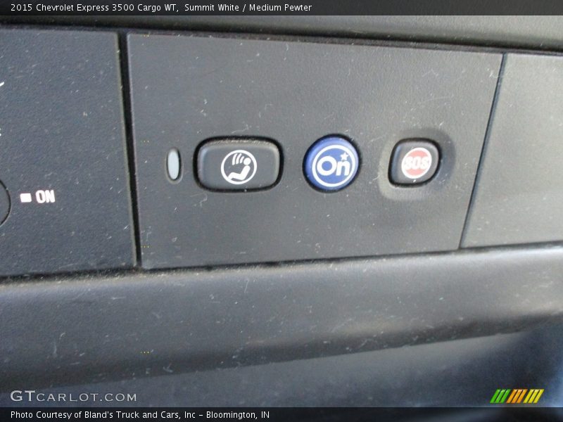 Summit White / Medium Pewter 2015 Chevrolet Express 3500 Cargo WT