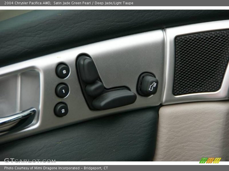 Satin Jade Green Pearl / Deep Jade/Light Taupe 2004 Chrysler Pacifica AWD