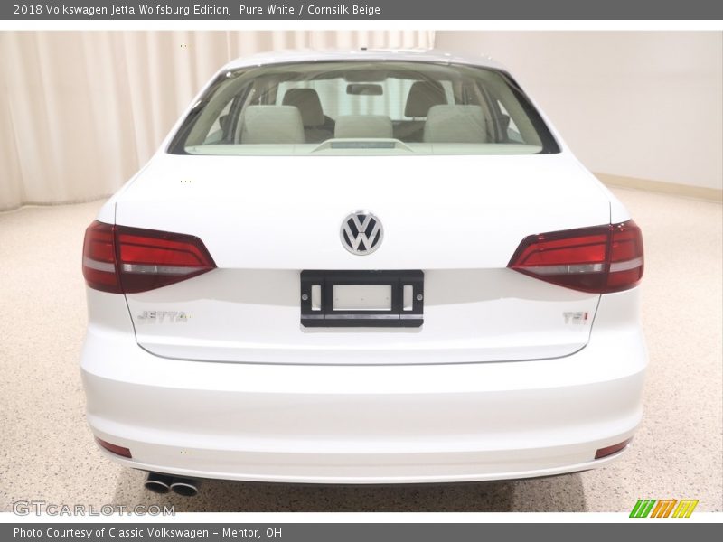 Pure White / Cornsilk Beige 2018 Volkswagen Jetta Wolfsburg Edition
