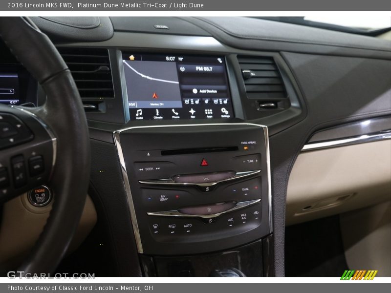 Controls of 2016 MKS FWD