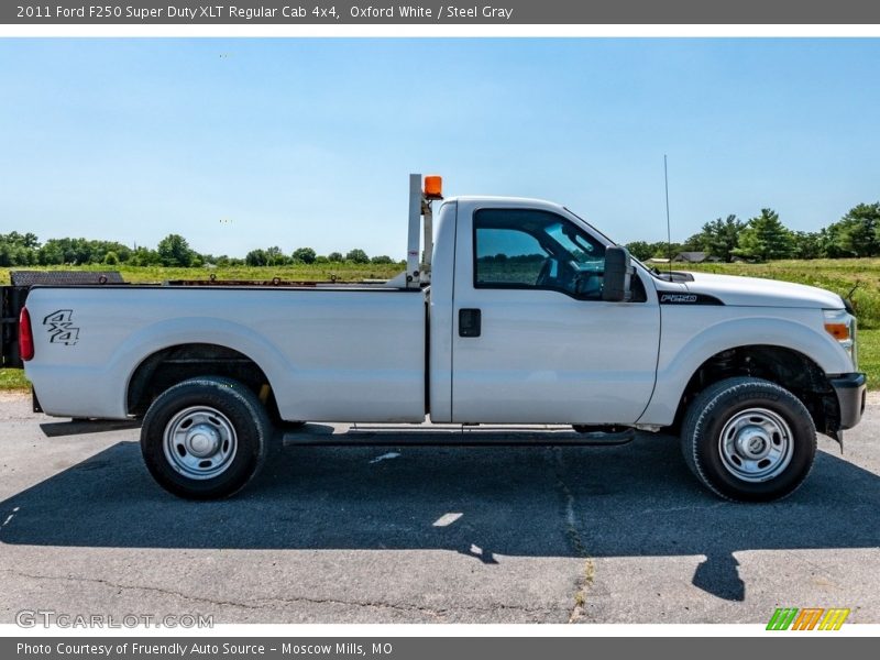 Oxford White / Steel Gray 2011 Ford F250 Super Duty XLT Regular Cab 4x4