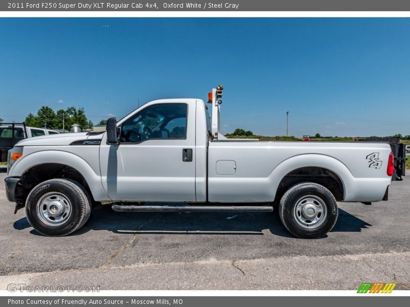Oxford White / Steel Gray 2011 Ford F250 Super Duty XLT Regular Cab 4x4
