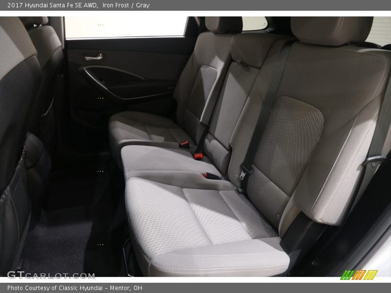 Iron Frost / Gray 2017 Hyundai Santa Fe SE AWD