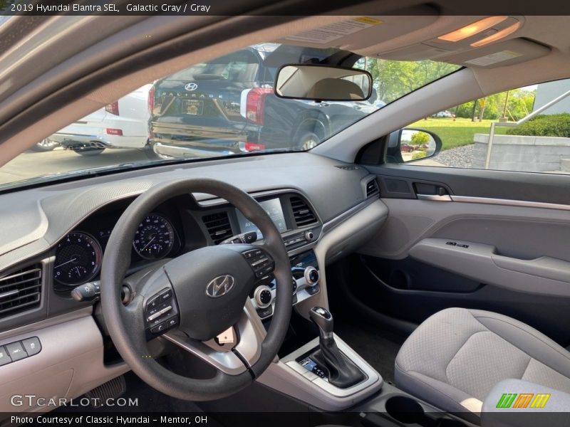 Galactic Gray / Gray 2019 Hyundai Elantra SEL