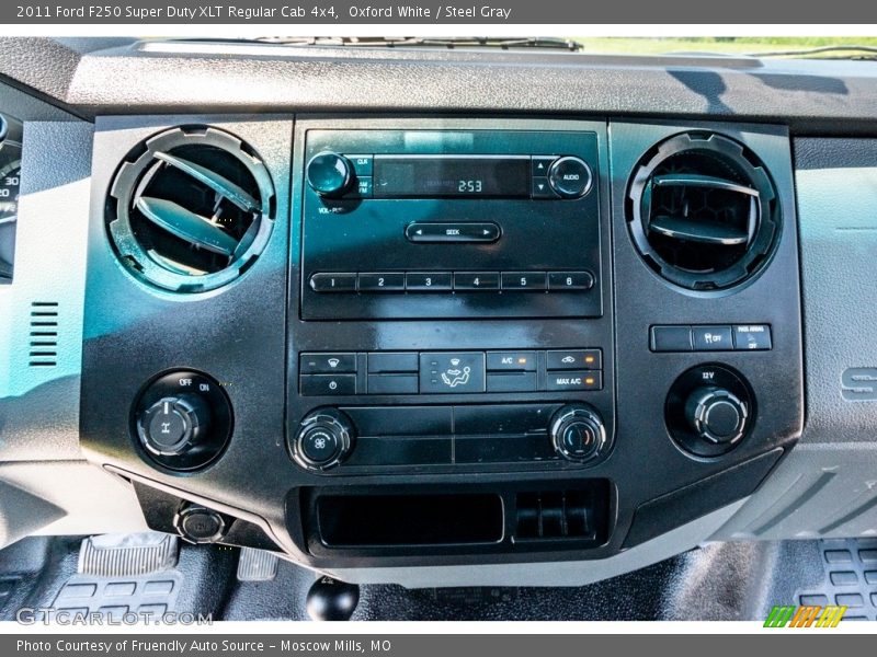 Oxford White / Steel Gray 2011 Ford F250 Super Duty XLT Regular Cab 4x4