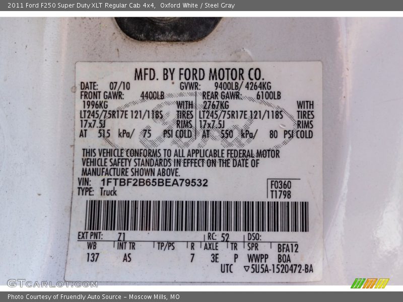 Oxford White / Steel Gray 2011 Ford F250 Super Duty XLT Regular Cab 4x4