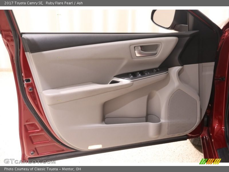 Ruby Flare Pearl / Ash 2017 Toyota Camry SE