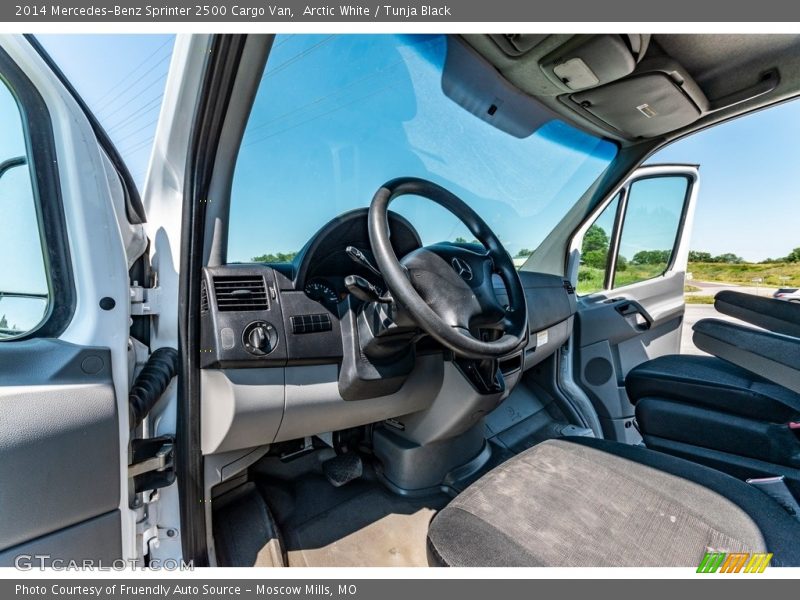 Arctic White / Tunja Black 2014 Mercedes-Benz Sprinter 2500 Cargo Van