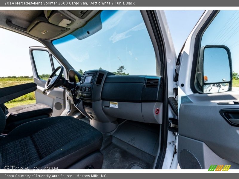 Arctic White / Tunja Black 2014 Mercedes-Benz Sprinter 2500 Cargo Van