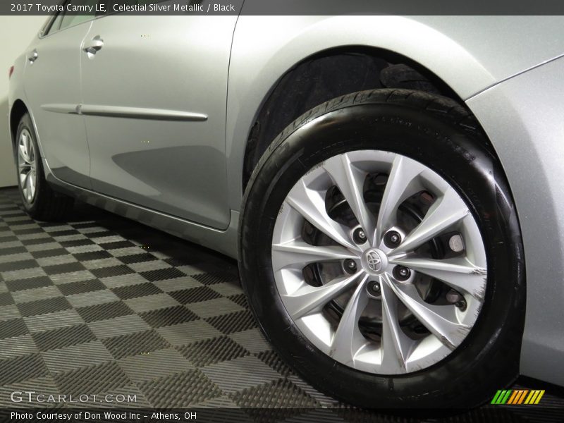 Celestial Silver Metallic / Black 2017 Toyota Camry LE