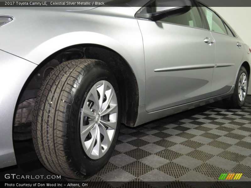 Celestial Silver Metallic / Black 2017 Toyota Camry LE