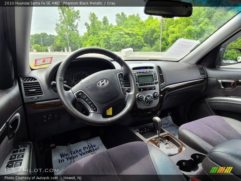 Phantom Black Metallic / Gray 2010 Hyundai Santa Fe SE 4WD