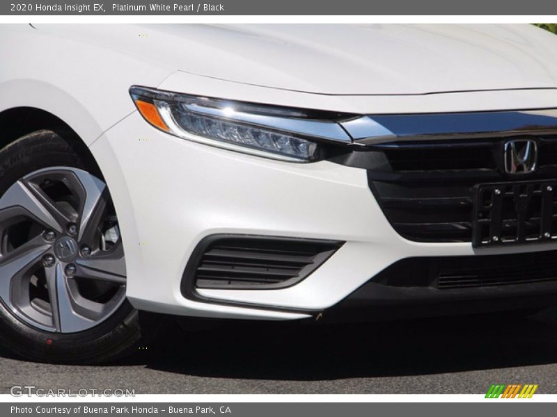 Platinum White Pearl / Black 2020 Honda Insight EX