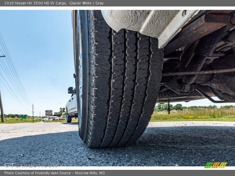 Glacier White / Gray 2016 Nissan NV 3500 HD SV Cargo