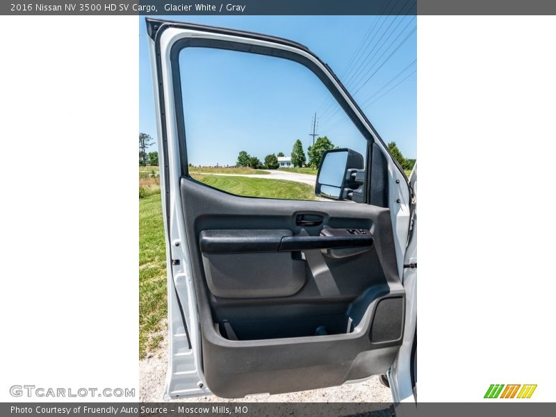 Glacier White / Gray 2016 Nissan NV 3500 HD SV Cargo