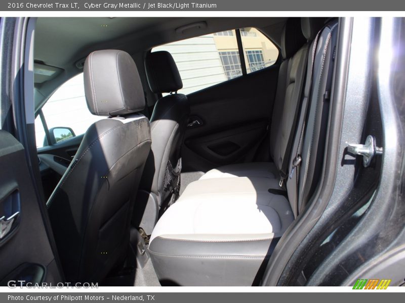 Cyber Gray Metallic / Jet Black/Light Titanium 2016 Chevrolet Trax LT