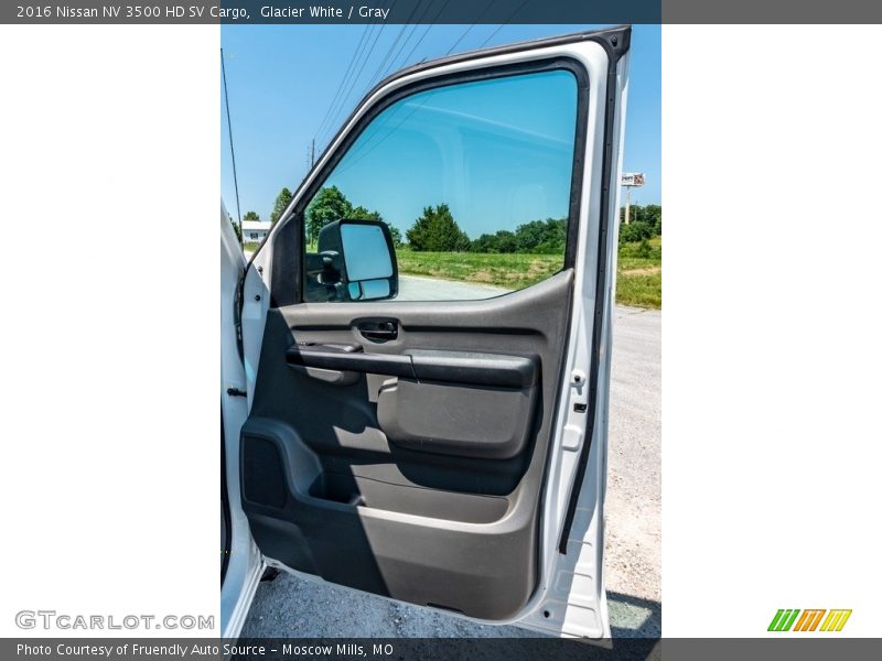 Glacier White / Gray 2016 Nissan NV 3500 HD SV Cargo