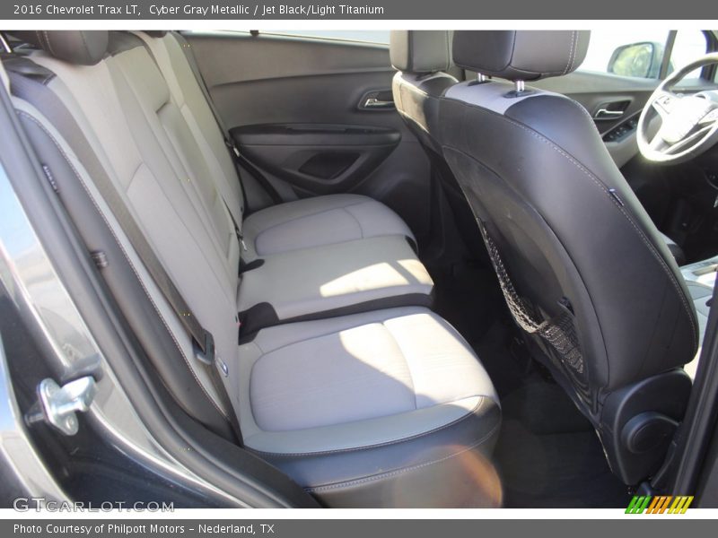 Cyber Gray Metallic / Jet Black/Light Titanium 2016 Chevrolet Trax LT