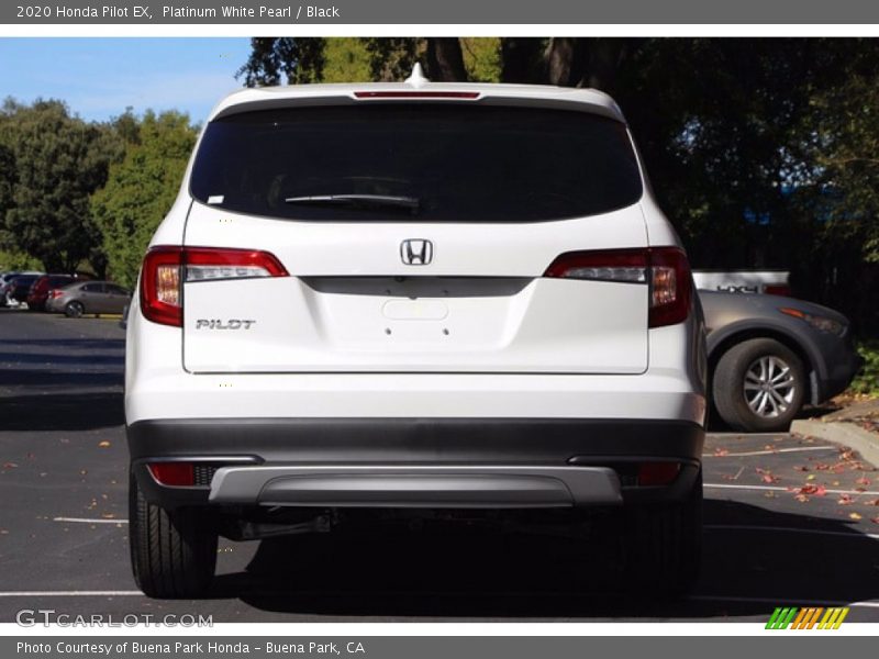 Platinum White Pearl / Black 2020 Honda Pilot EX