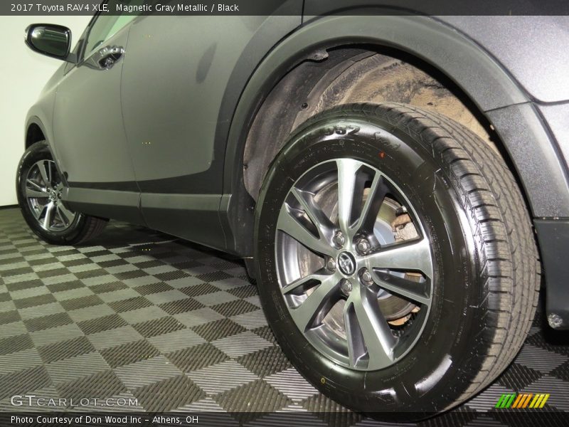Magnetic Gray Metallic / Black 2017 Toyota RAV4 XLE