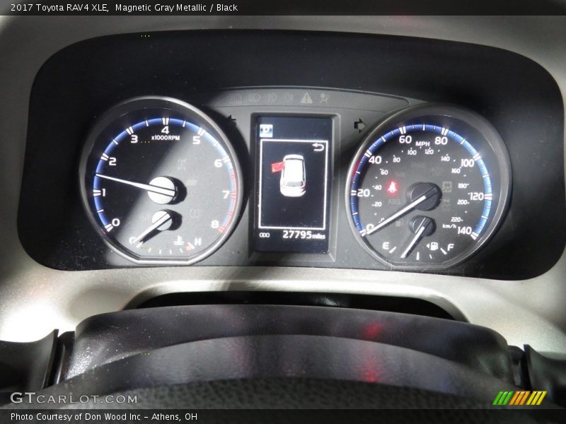 Magnetic Gray Metallic / Black 2017 Toyota RAV4 XLE