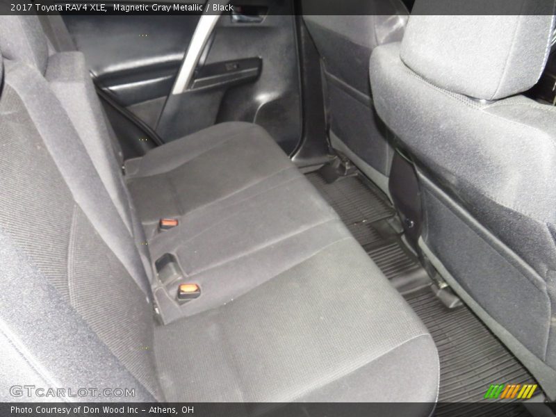 Magnetic Gray Metallic / Black 2017 Toyota RAV4 XLE
