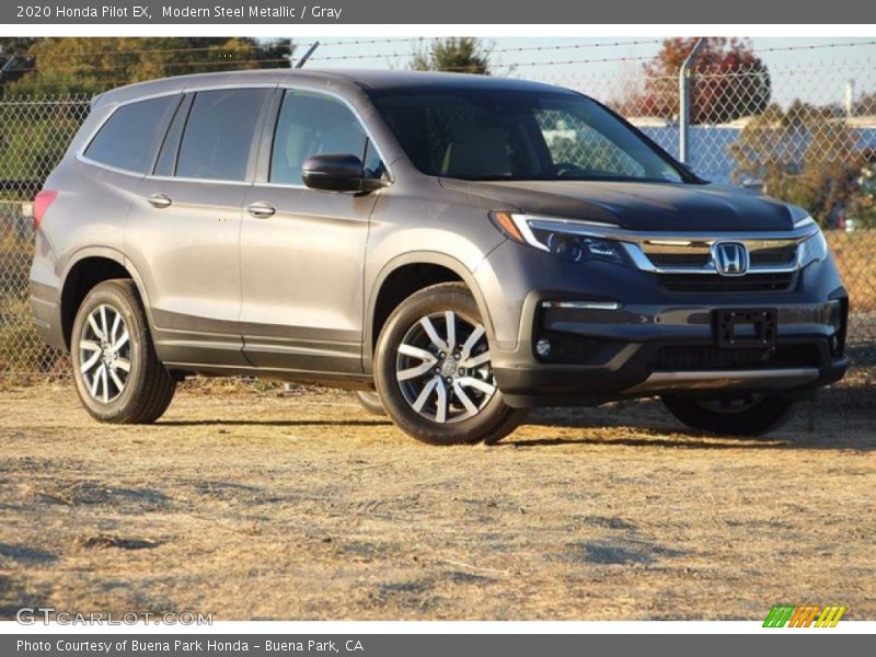 Modern Steel Metallic / Gray 2020 Honda Pilot EX