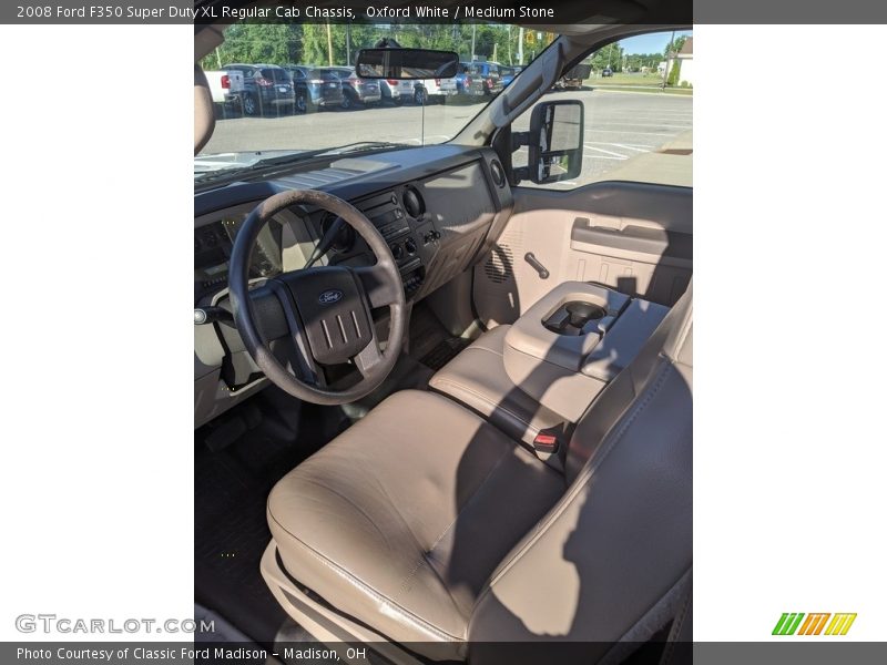 Oxford White / Medium Stone 2008 Ford F350 Super Duty XL Regular Cab Chassis