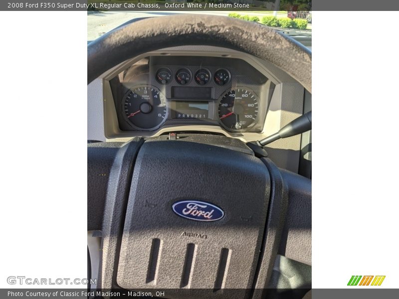 Oxford White / Medium Stone 2008 Ford F350 Super Duty XL Regular Cab Chassis