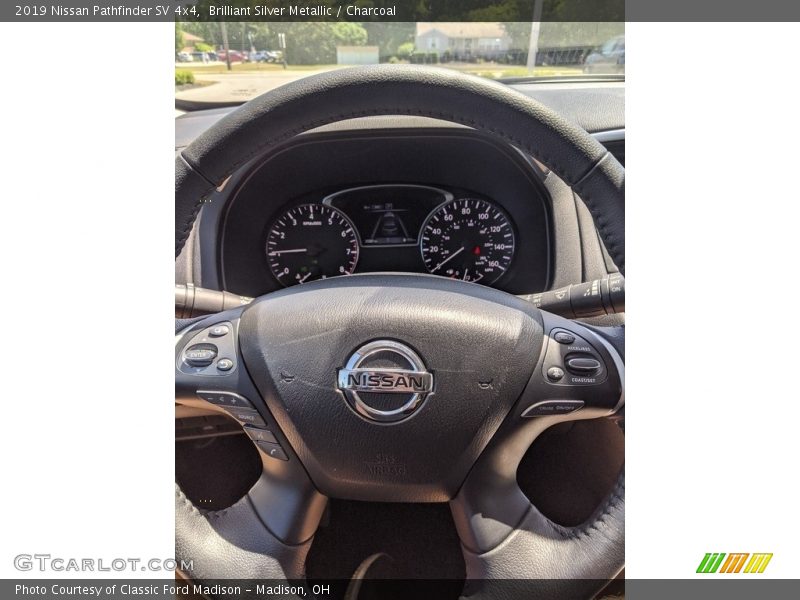 Brilliant Silver Metallic / Charcoal 2019 Nissan Pathfinder SV 4x4