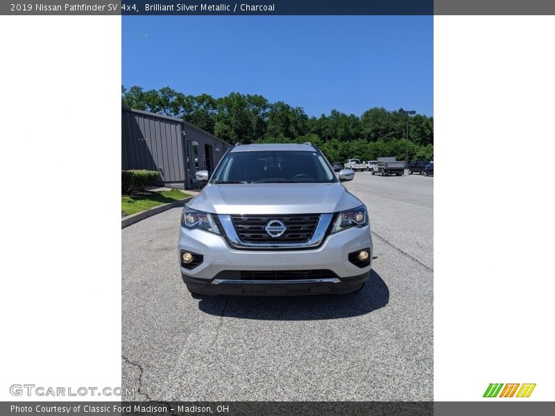 Brilliant Silver Metallic / Charcoal 2019 Nissan Pathfinder SV 4x4