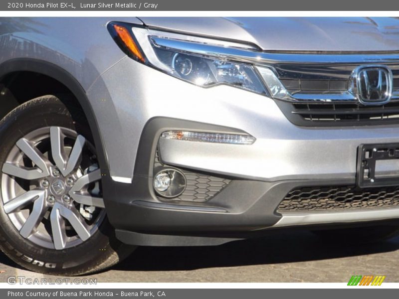 Lunar Silver Metallic / Gray 2020 Honda Pilot EX-L