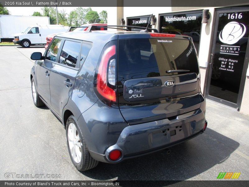 Fathom Blue / Black 2016 Kia Soul !