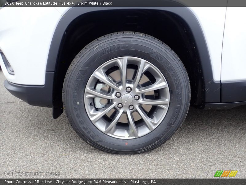 Bright White / Black 2020 Jeep Cherokee Latitude Plus 4x4